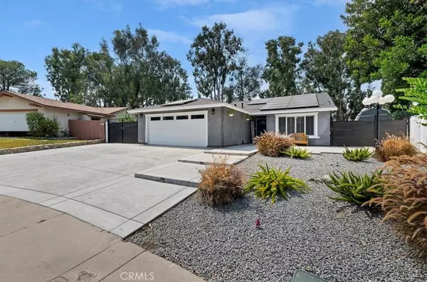 Corona, CA 92882,2216 McNeil CIR