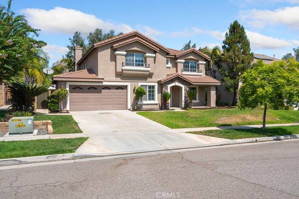 1913 Crystal Downs DR, Corona, CA 92883