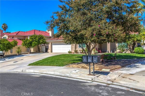 Colton, CA 92324,3007 Hidden Valley LN