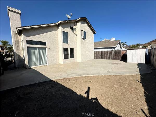 Fontana, CA 92337,14171 Long View DR