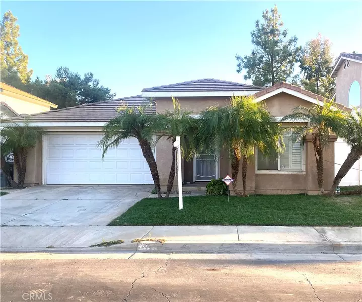 716 View LN, Corona, CA 92881