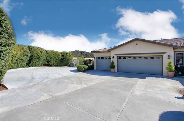 Yucaipa, CA 92399,38897 County Line RD