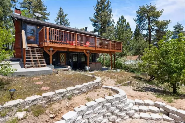 Big Bear Lake, CA 92315,39273 Peak LN