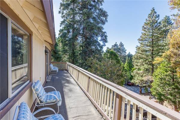 Lake Arrowhead, CA 92352,467 Cimarron LN