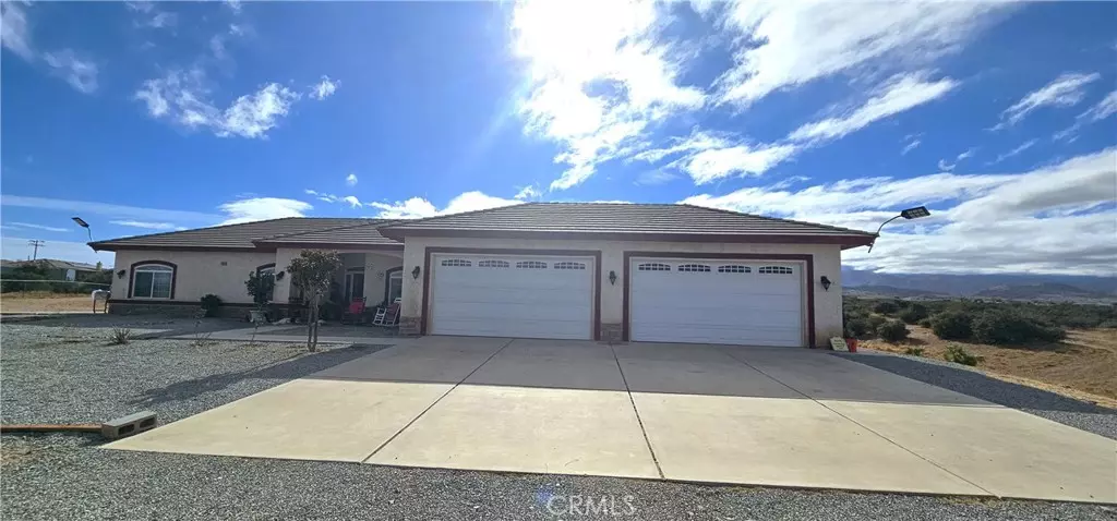 Phelan, CA 92371,7445 Cedar ST