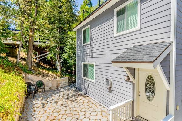 Twin Peaks, CA 92391,576 Rose LN