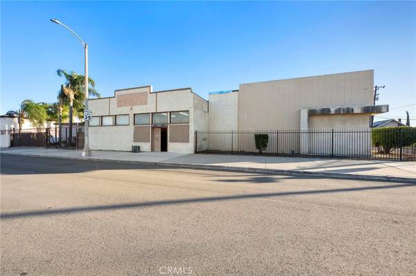 1033 W 3rd ST, San Bernardino, CA 92410