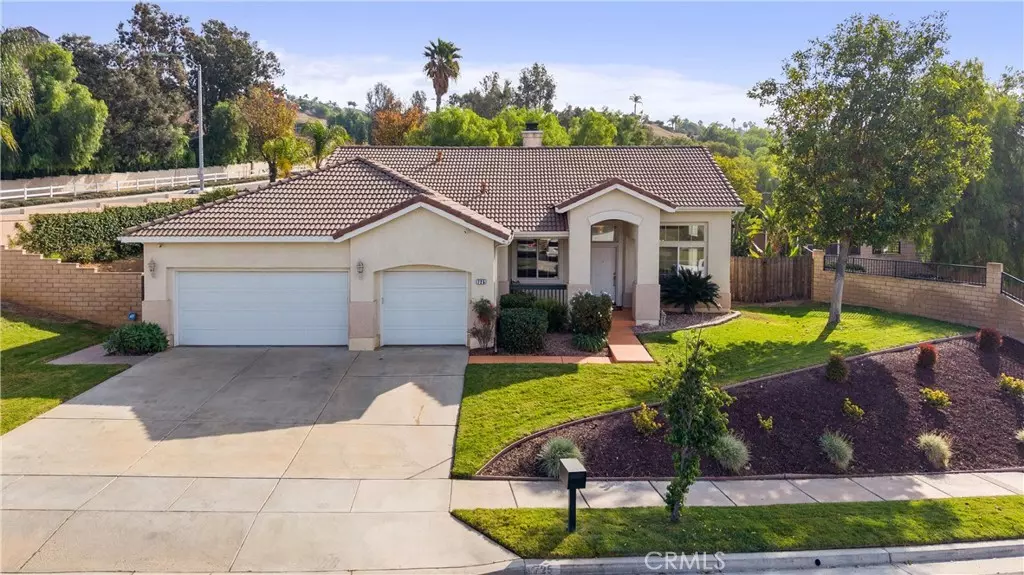 Corona, CA 92879,725 Via Blairo