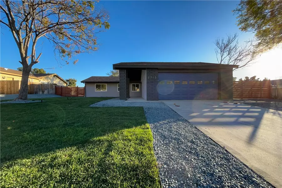 2715 Lomita PL, Highland, CA 92346