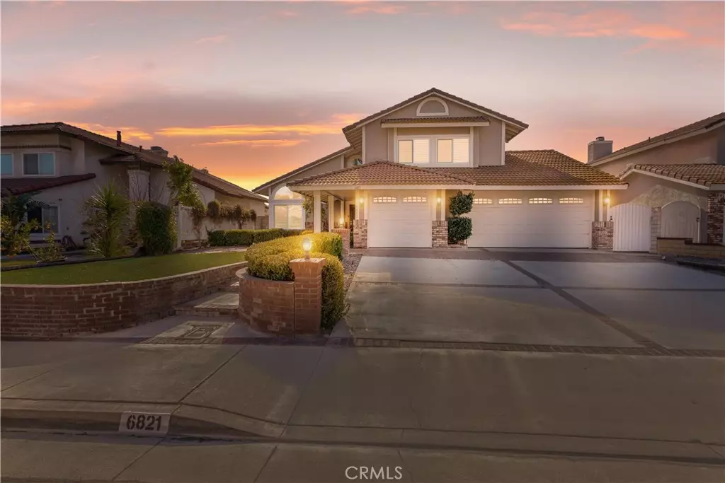 Chino, CA 91710,6821 Meadowlark LN