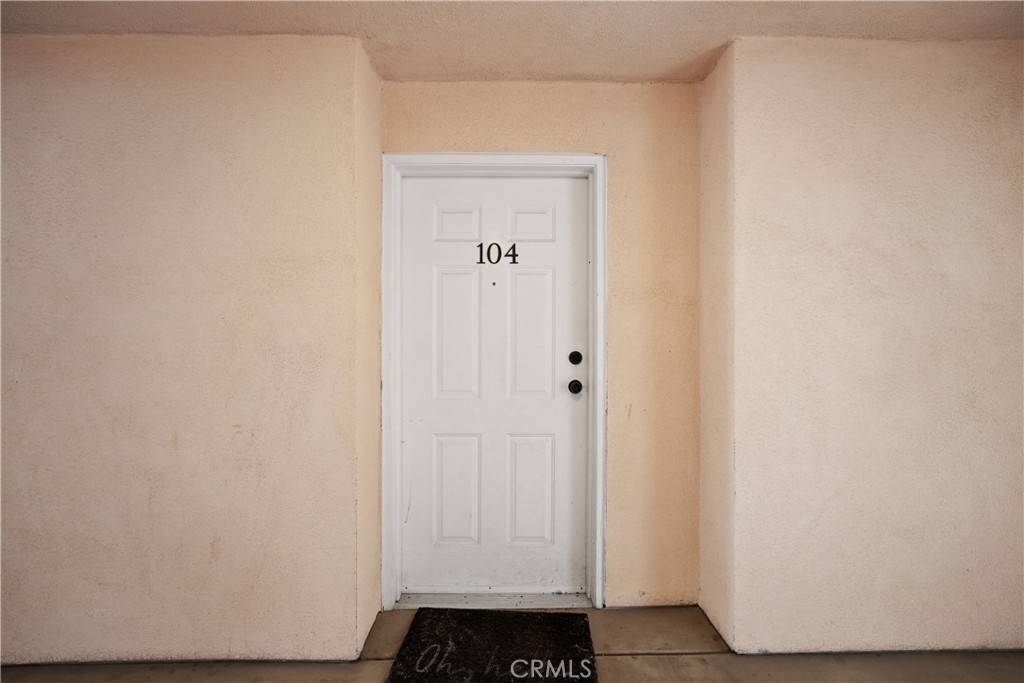 Oceanside, CA 92057,100 N River CIR #104