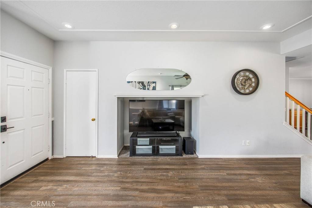 Highland, CA 92346,29108 Pepper Tree CT