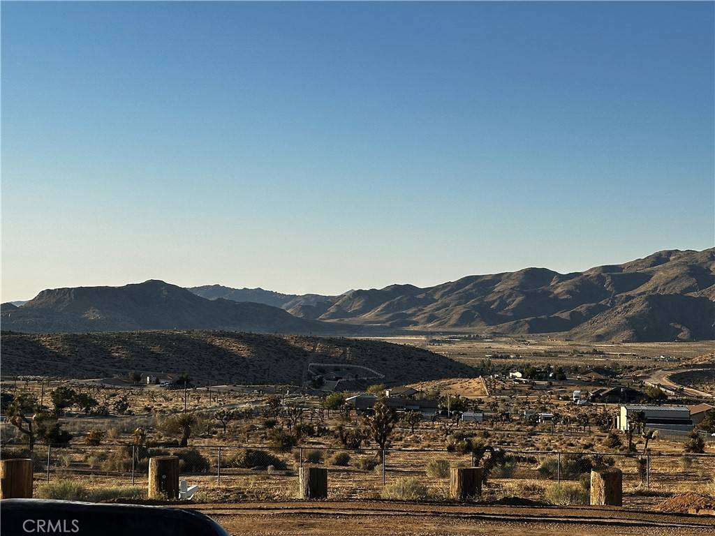 Apple Valley, CA 92308,25733 Roundup WAY