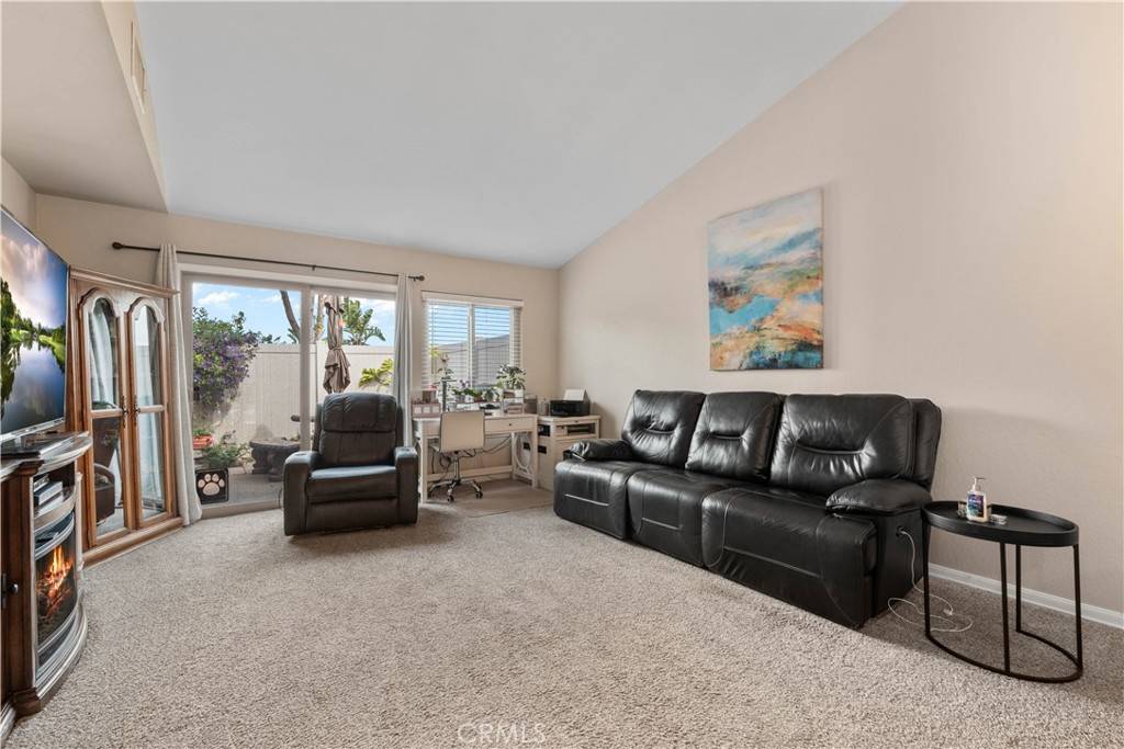 Corona, CA 92879,1127 Stone Pine LN #B