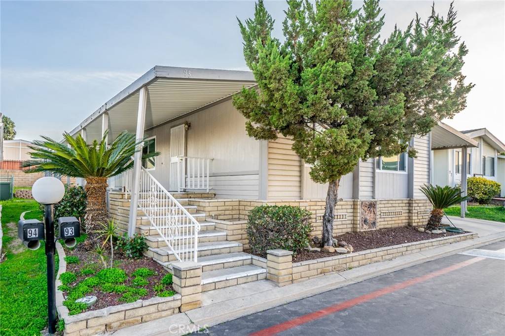 Corona, CA 92881,1550 Rimpau AVE #93