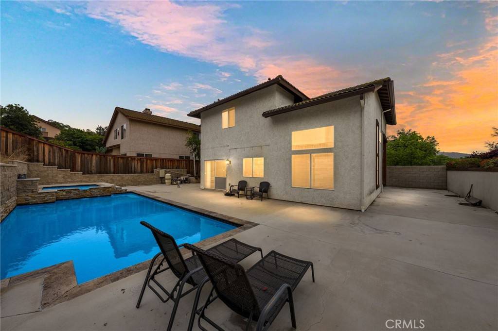 Corona, CA 92879,1301 Dill CIR