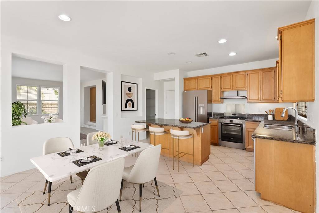 Corona, CA 92883,2887 Echo Springs DR