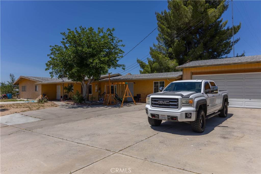 Hesperia, CA 92345,8782 Peach AVE