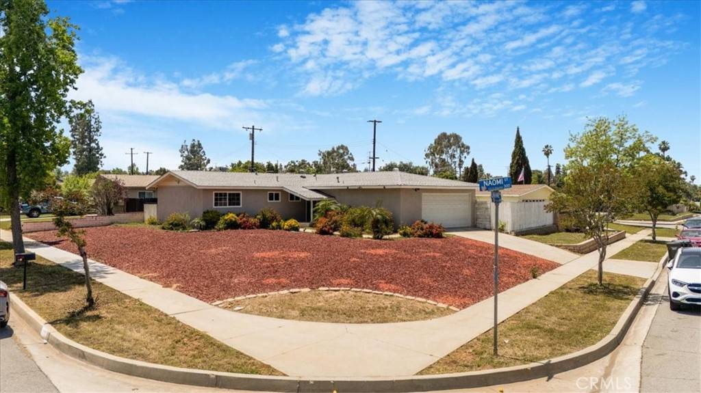 Redlands, CA 92374,327 Naomi ST