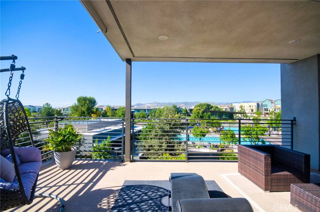 Irvine, CA 92618,259 Chorus