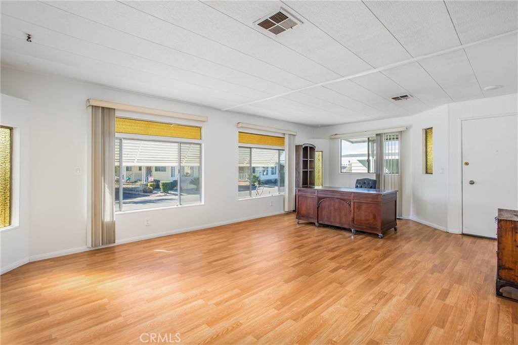 Redlands, CA 92374,1251 Lugonia #24