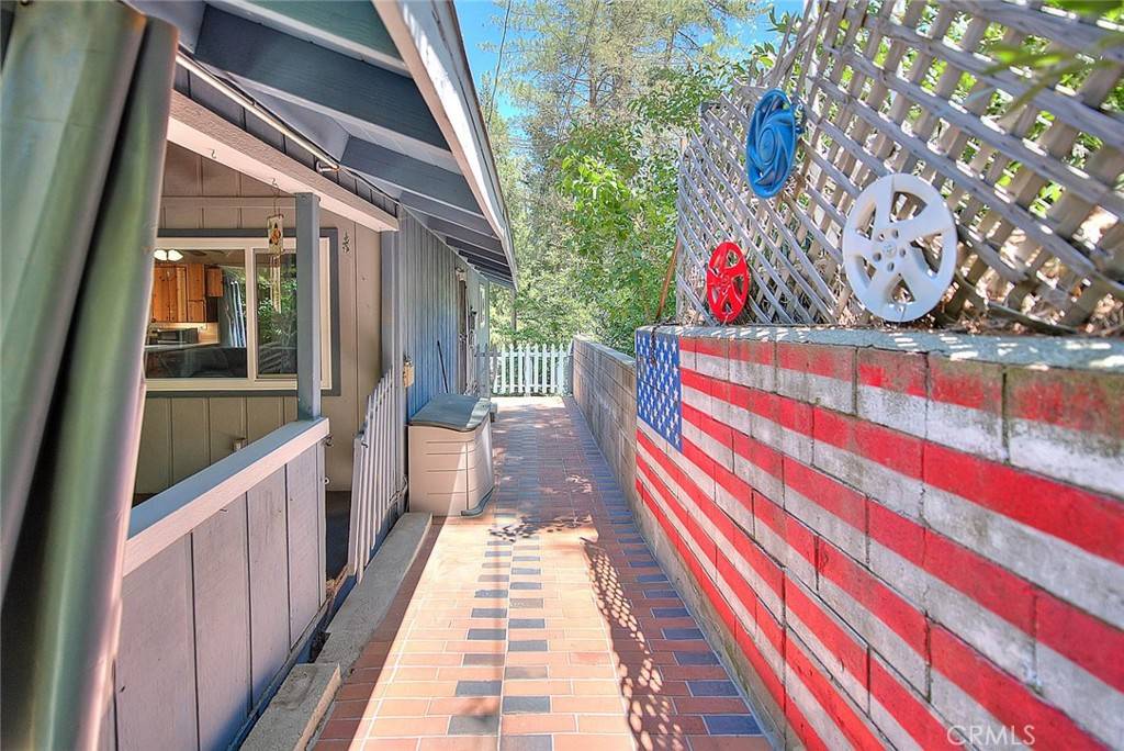 Crestline, CA 92325,771 Woodland RD