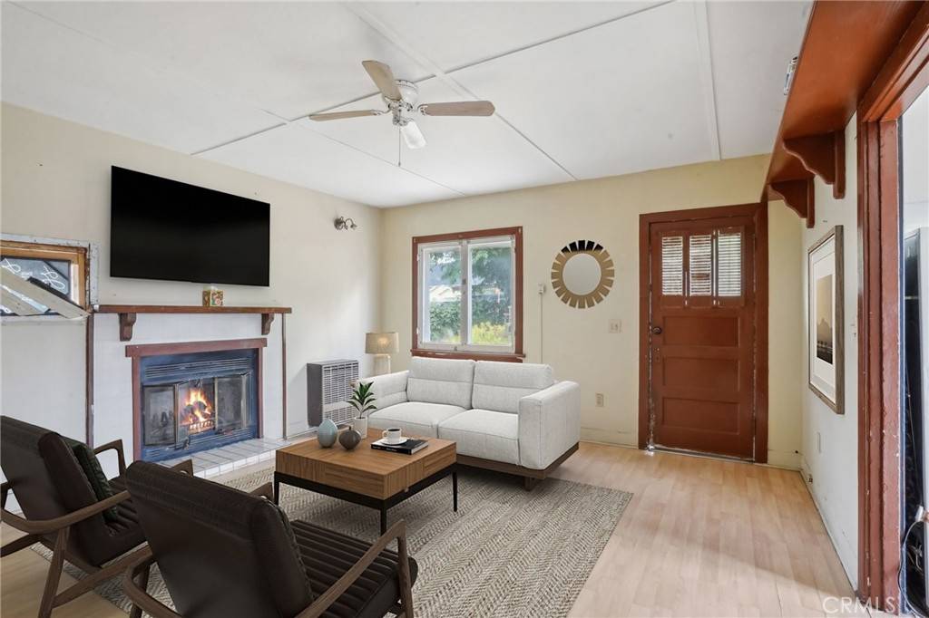 Mentone, CA 92359,1385 Turquoise AVE