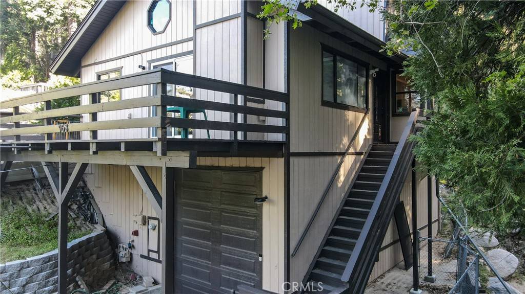Crestline, CA 92325,968 Lausanne DR