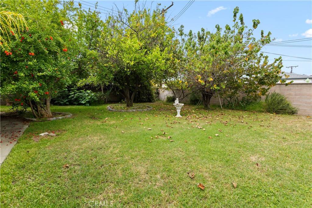 Ontario, CA 91762,945 W Bonnie Brae CT