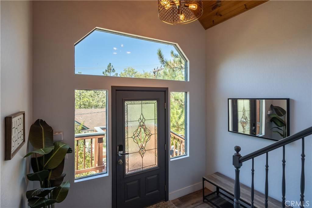 Lake Arrowhead, CA 92352,1315 Sequoia DR