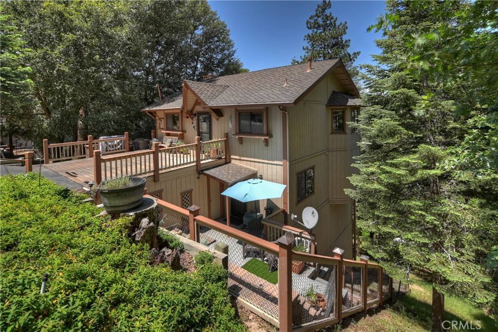 Crestline, CA 92325,1100 Arbula DR