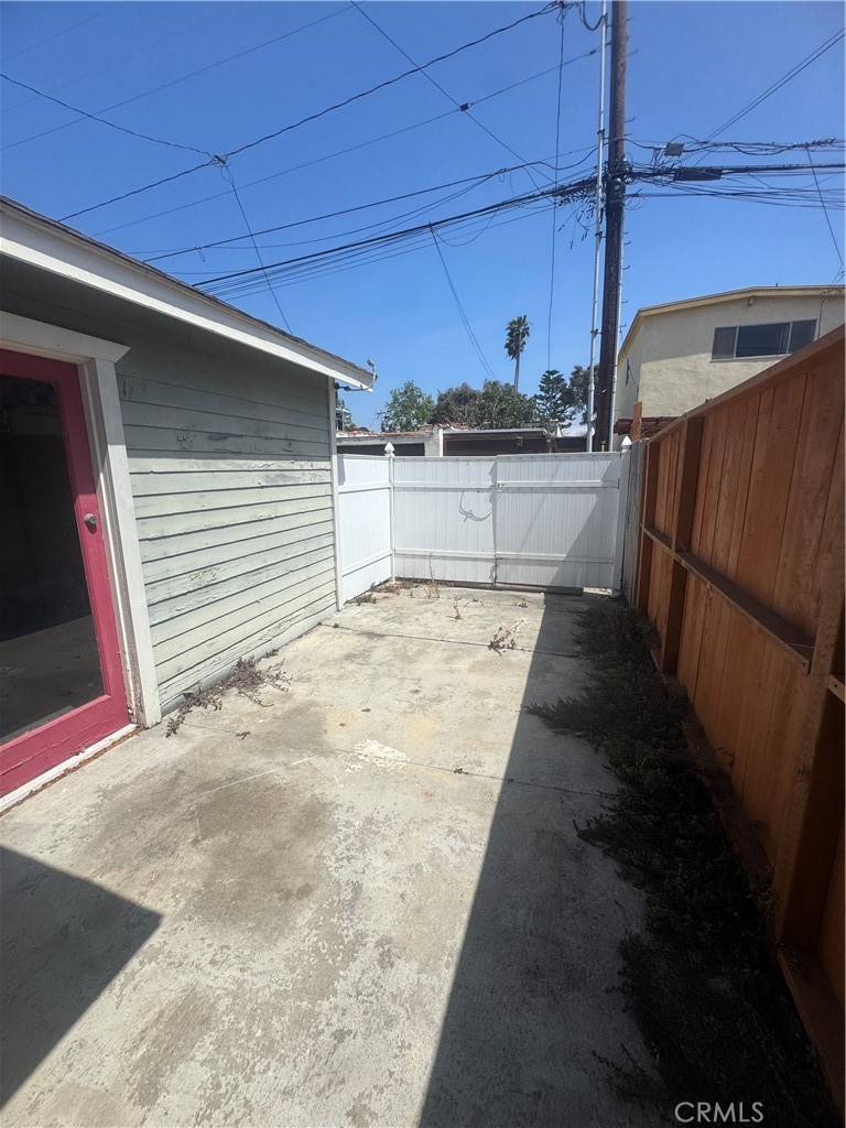 Santa Monica, CA 90405,652 Navy ST