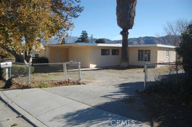 1088 W Hays ST, Banning, CA 92220