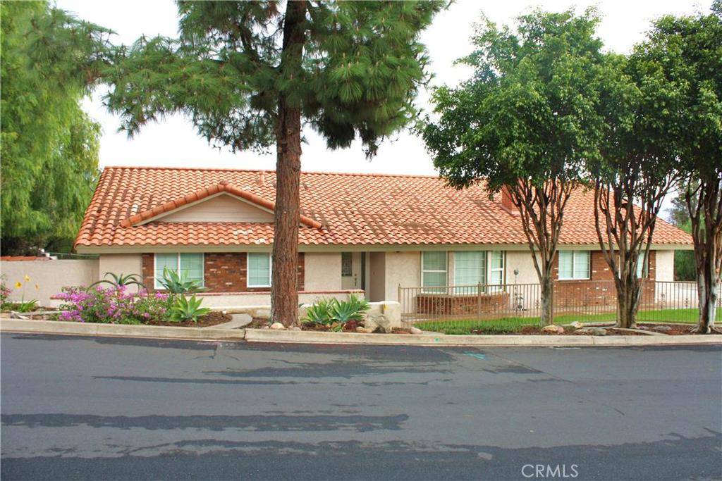 5956 Avenue Juan Bautista, Jurupa Valley, CA 92509