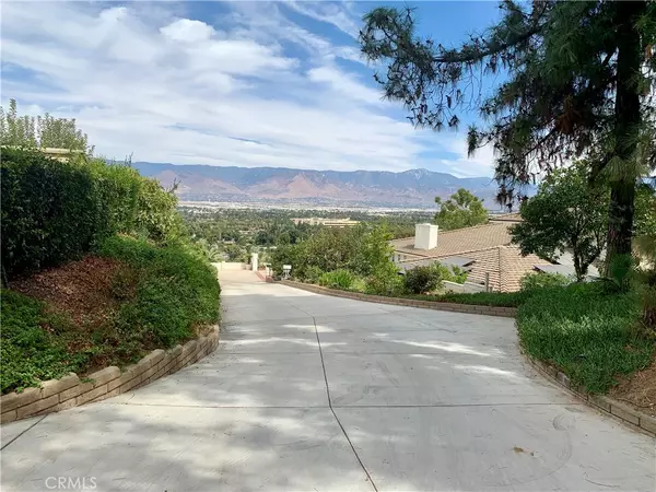 Loma Linda, CA 92354,25045 Crestview DR