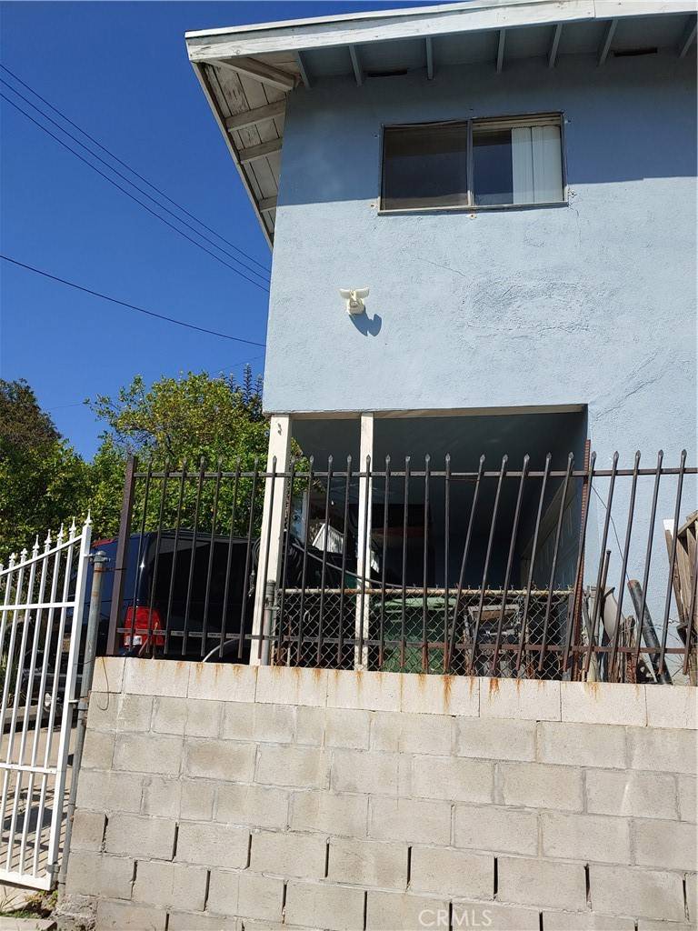 1211 Dickson AVE, Los Angeles, CA 90063