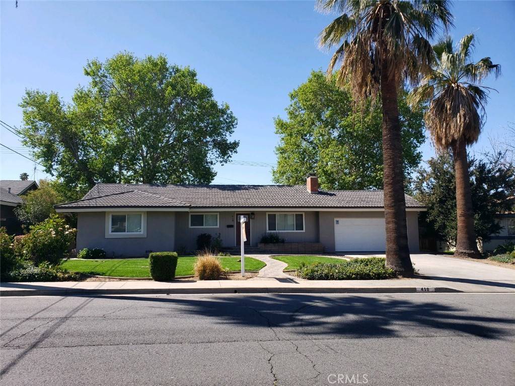 410 W Campus View DR, Riverside, CA 92507