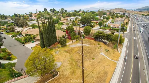 Riverside, CA 92507,20517 Claremont