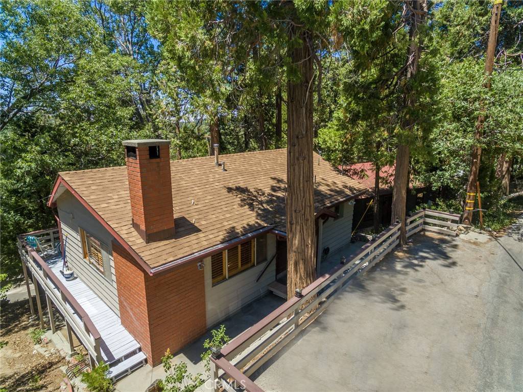 Cedar Glen, CA 92321,176 Fir Terrace