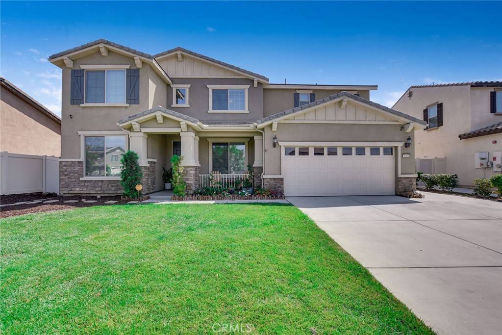 1069 Viscano CT, Perris, CA 92571