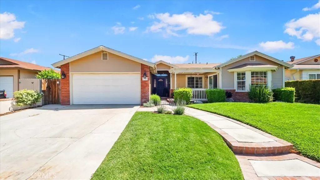 1749 Bern Dr, Corona, CA 92882