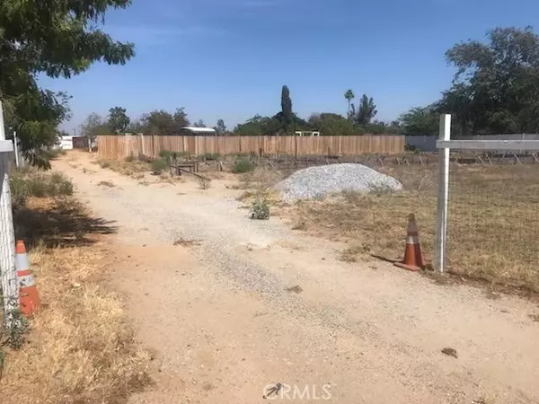 Jurupa Valley, CA 91752,6566 Frank AVE