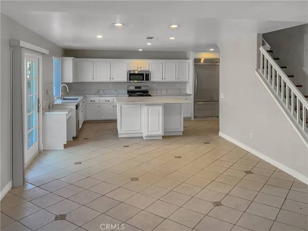 Corona, CA 92882,2348 Talbot CIR