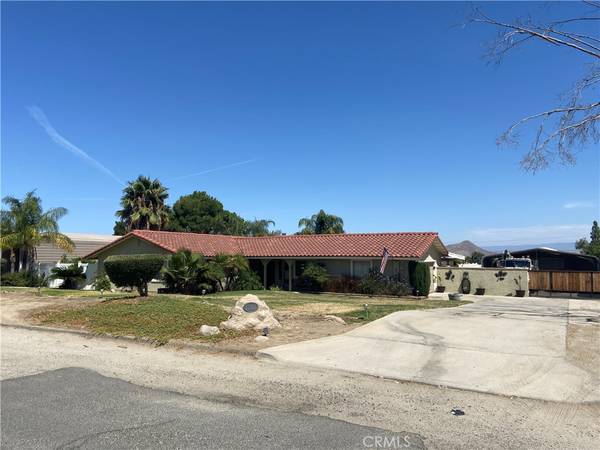 Nuevo/lakeview, CA 92567,31166 Orange AVE