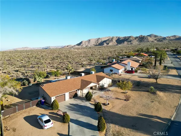 7429 Chippewa TRL, Yucca Valley, CA 92284