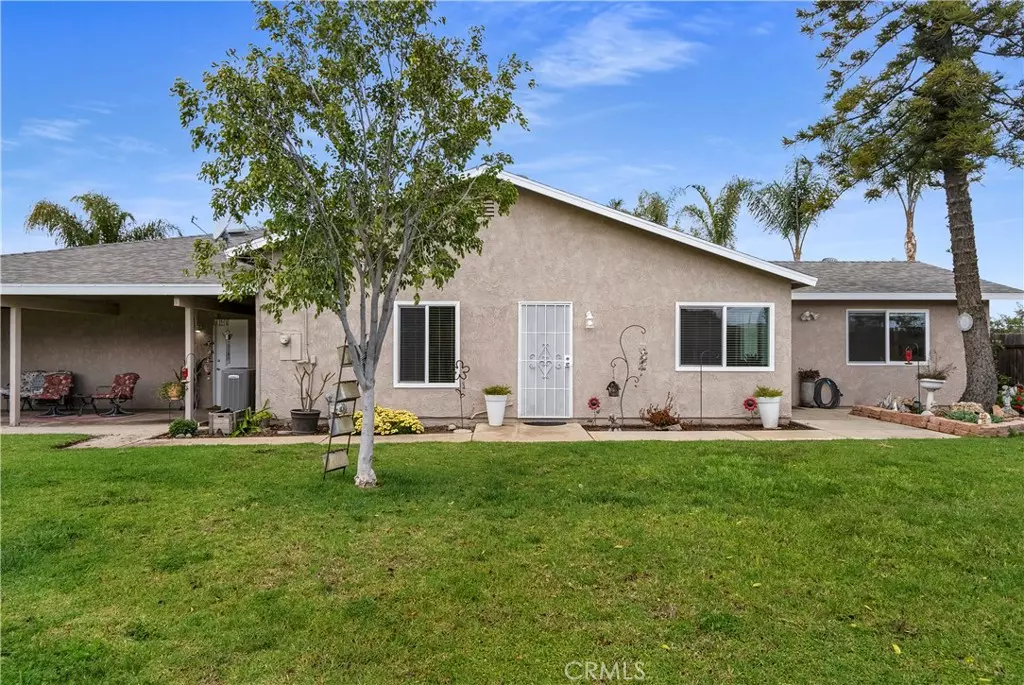 Corona, CA 92882,1209 Hampton CIR