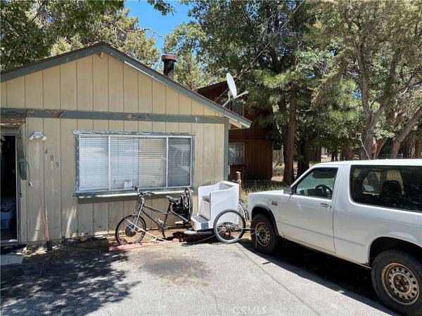 489 Wabash LN, Sugarloaf, CA 92314