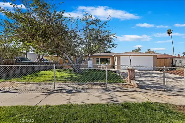 Jurupa Valley, CA 92509,5121 Poinsetta PL