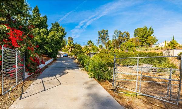 Canyon Lake, CA 92587,24280 Conejo DR