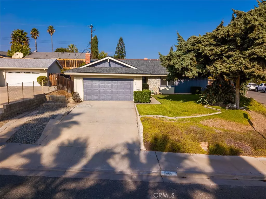 Riverside, CA 92504,5929 Petite CT